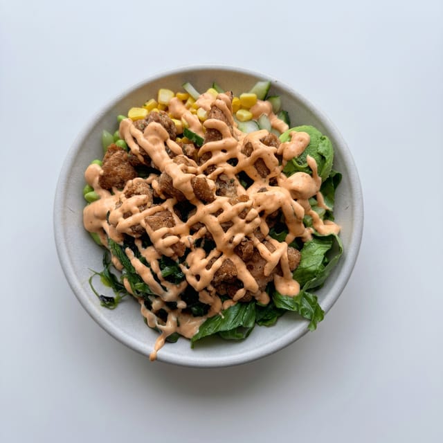 P4- Hot Crispy Chicken Poké Bowl.